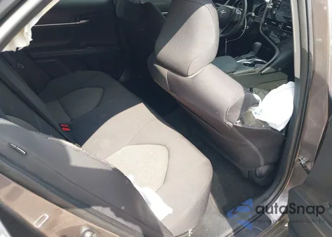 2023 Toyota Camry Le z USA, uszkodzony, nr VIN 4T1C11AK4PU137165